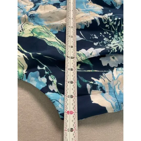 One Clothing Los Angeles SZ M Blue Floral Sleeveless Shorts Summer Beach Romper - Picture 6 of 7